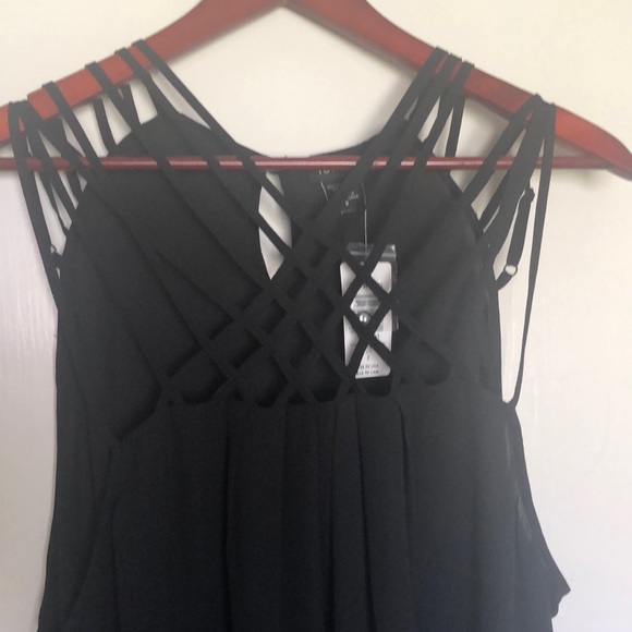 Torrid Strappy Flowing Top - Picture 2 of 5